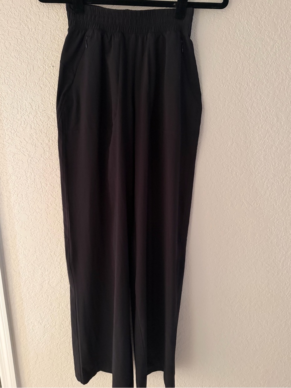 Lululemon Black Wide Leg Pull On Pants Size 2 Excellent Condition